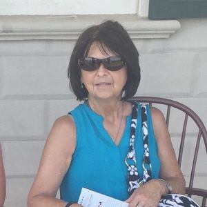 Meet your Posher, Sharon